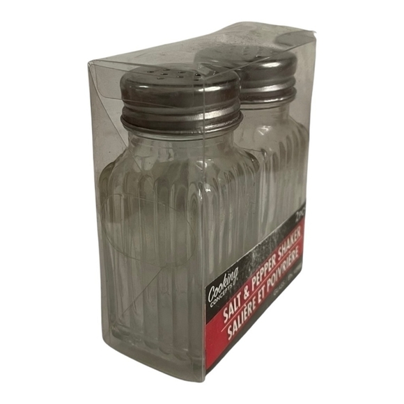 NIB Cooking Concepts Glass Salt & Pepper Shaker Salt Shaker & Pepper Shaker Set - Picture 4 of 4